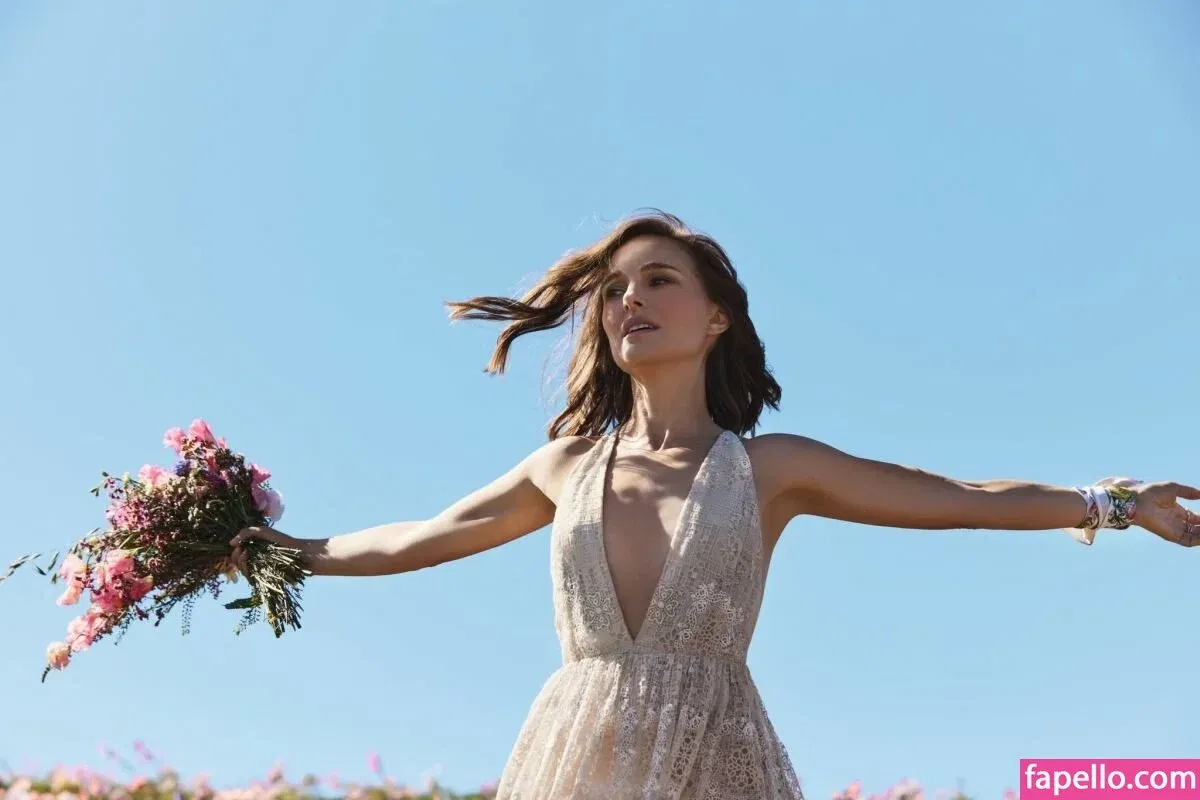 Natalie Portman Onlyfans Photo Gallery 