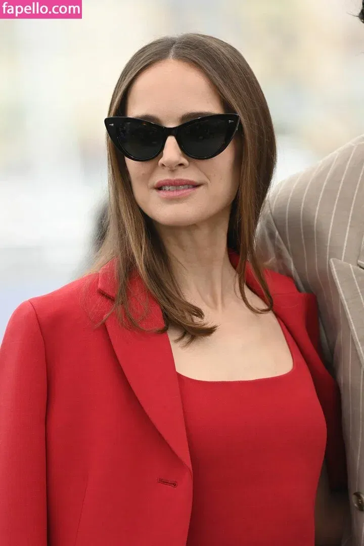 Natalie Portman Onlyfans Photo Gallery 