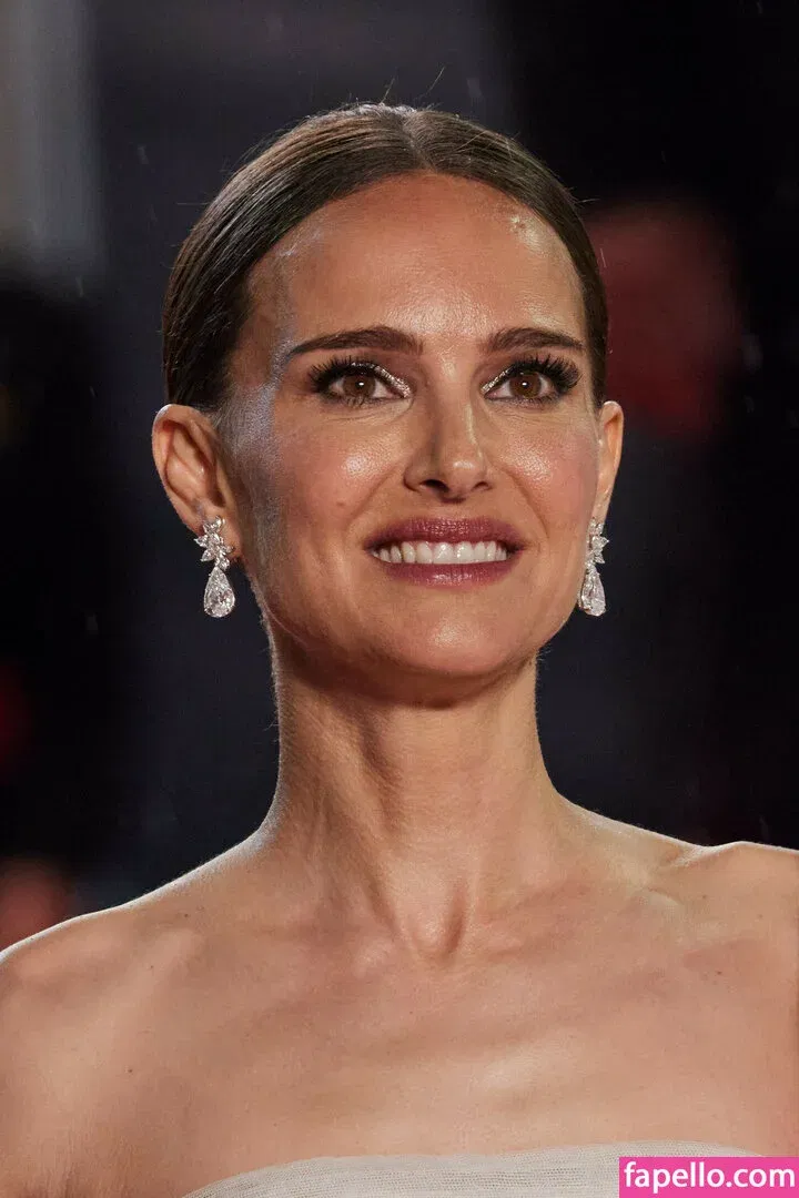 Natalie Portman Onlyfans Photo Gallery 