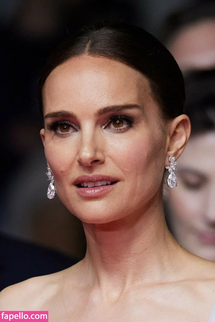 Natalie Portman Onlyfans Photo Gallery 