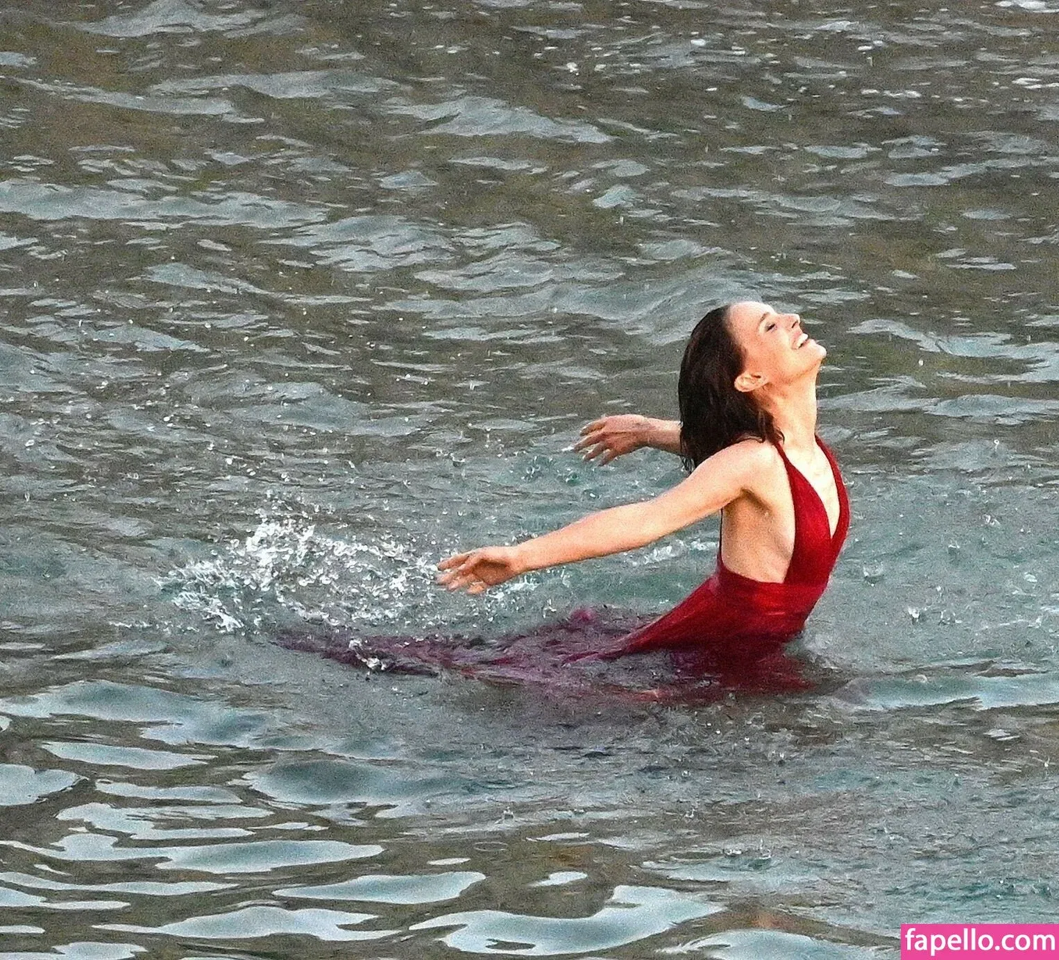 Natalie Portman Onlyfans Photo Gallery 