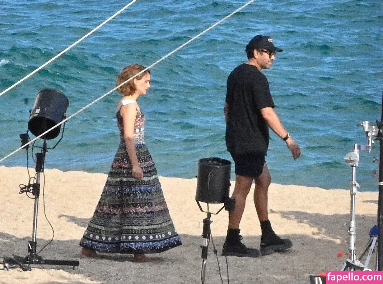 Natalie Portman Onlyfans Photo Gallery 