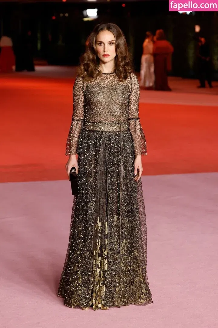 Natalie Portman Onlyfans Photo Gallery 