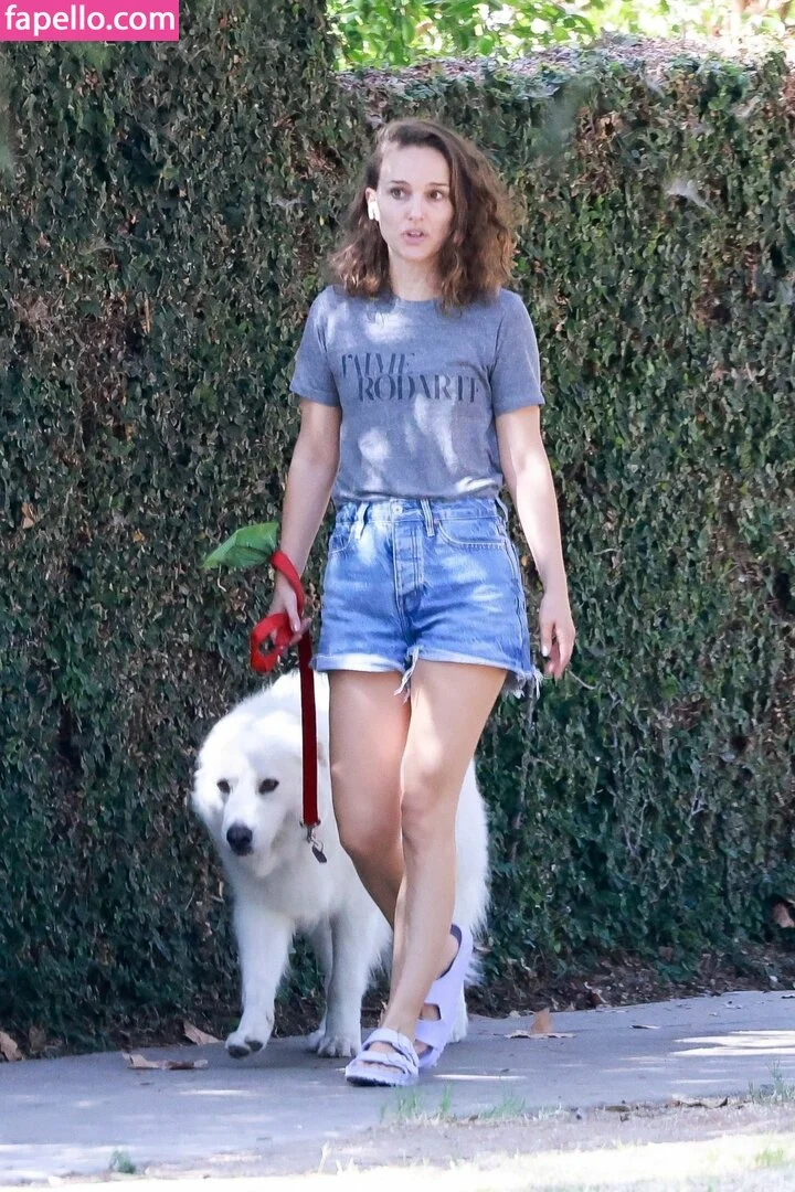 Natalie Portman Onlyfans Photo Gallery 