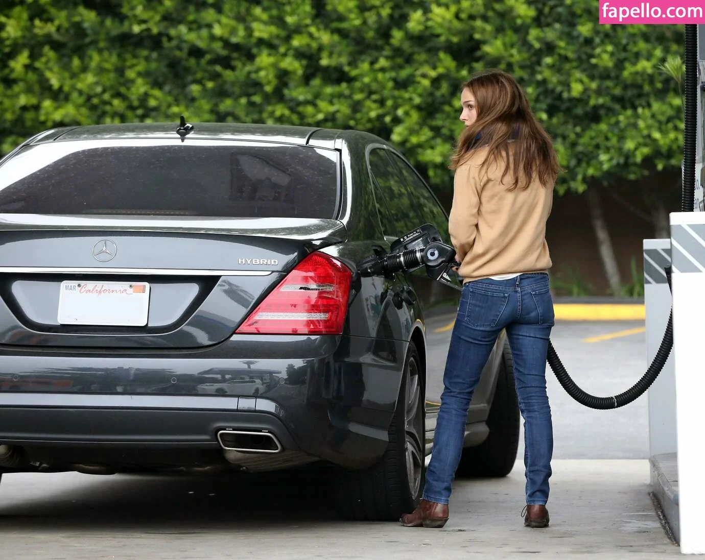 Natalie Portman Onlyfans Photo Gallery 