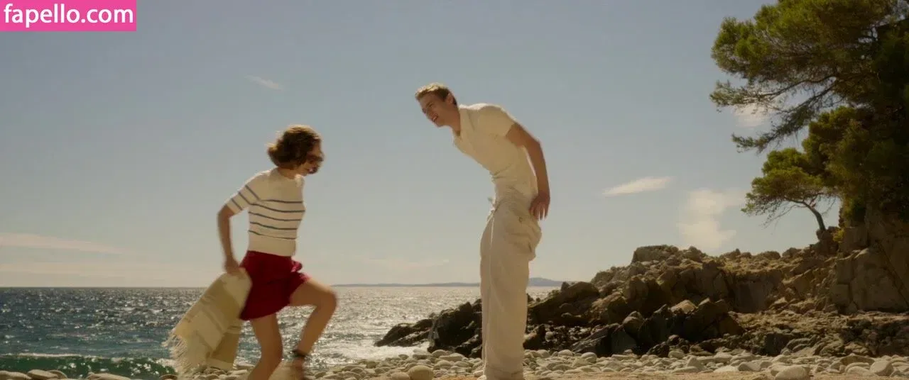 Natalie Portman Onlyfans Photo Gallery 