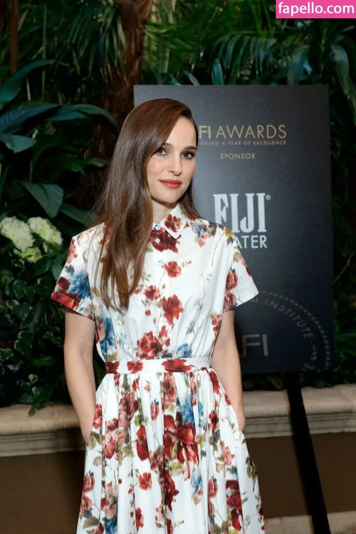 Natalie Portman Onlyfans Photo Gallery 