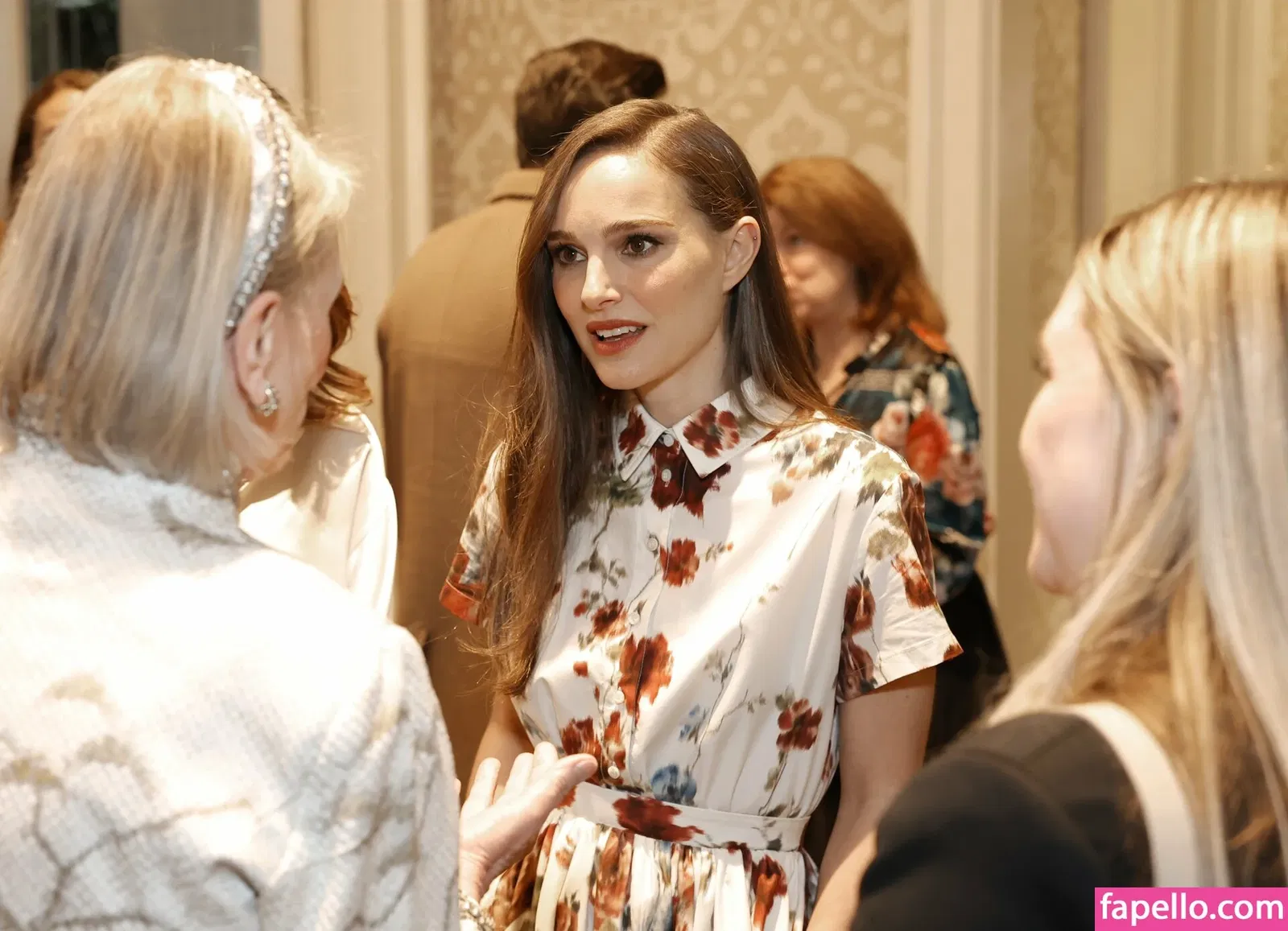 Natalie Portman Onlyfans Photo Gallery 