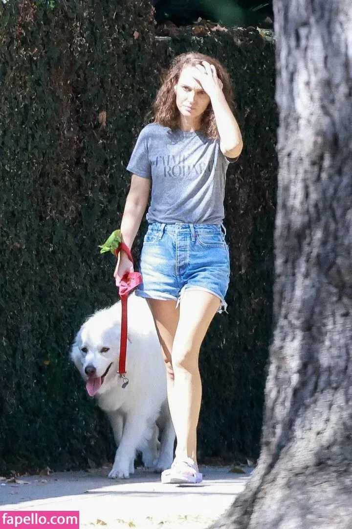 Natalie Portman Onlyfans Photo Gallery 