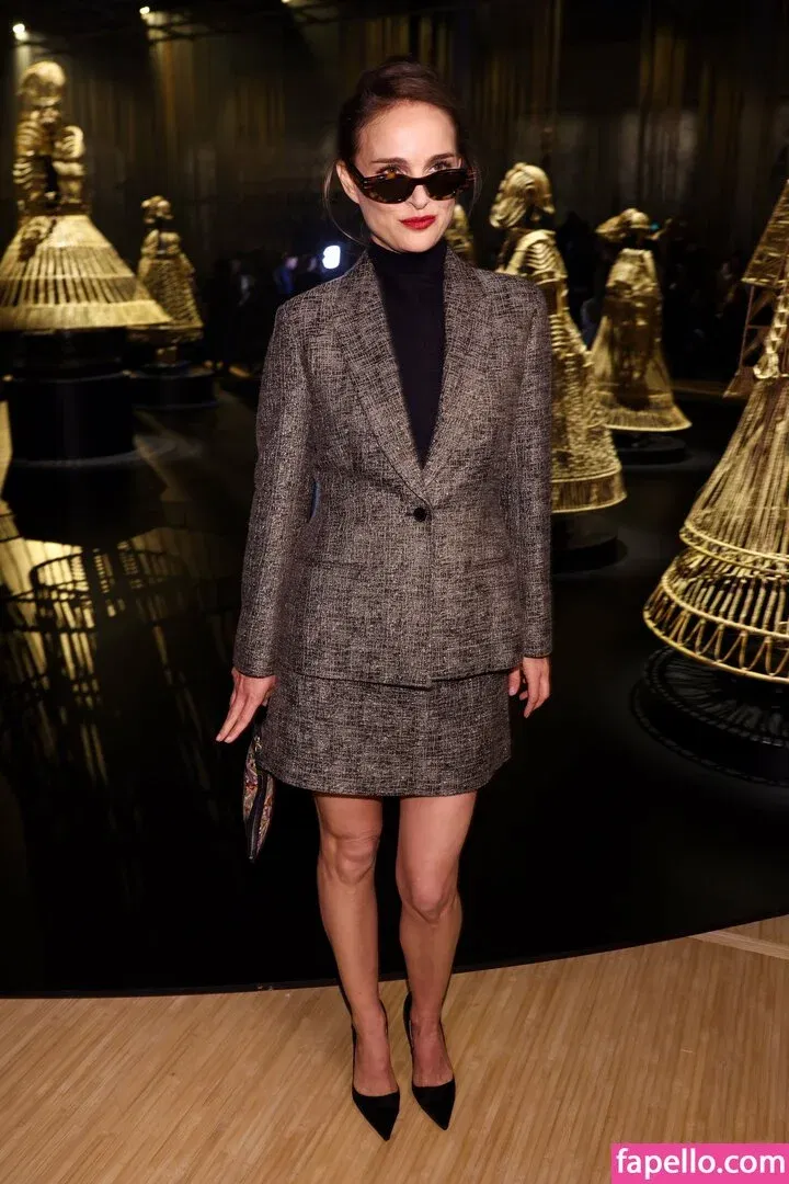 Natalie Portman Onlyfans Photo Gallery 