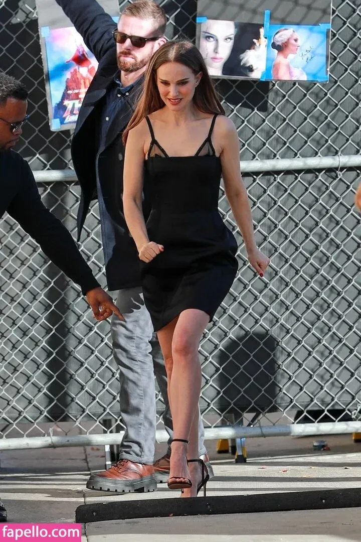 Natalie Portman Onlyfans Photo Gallery 