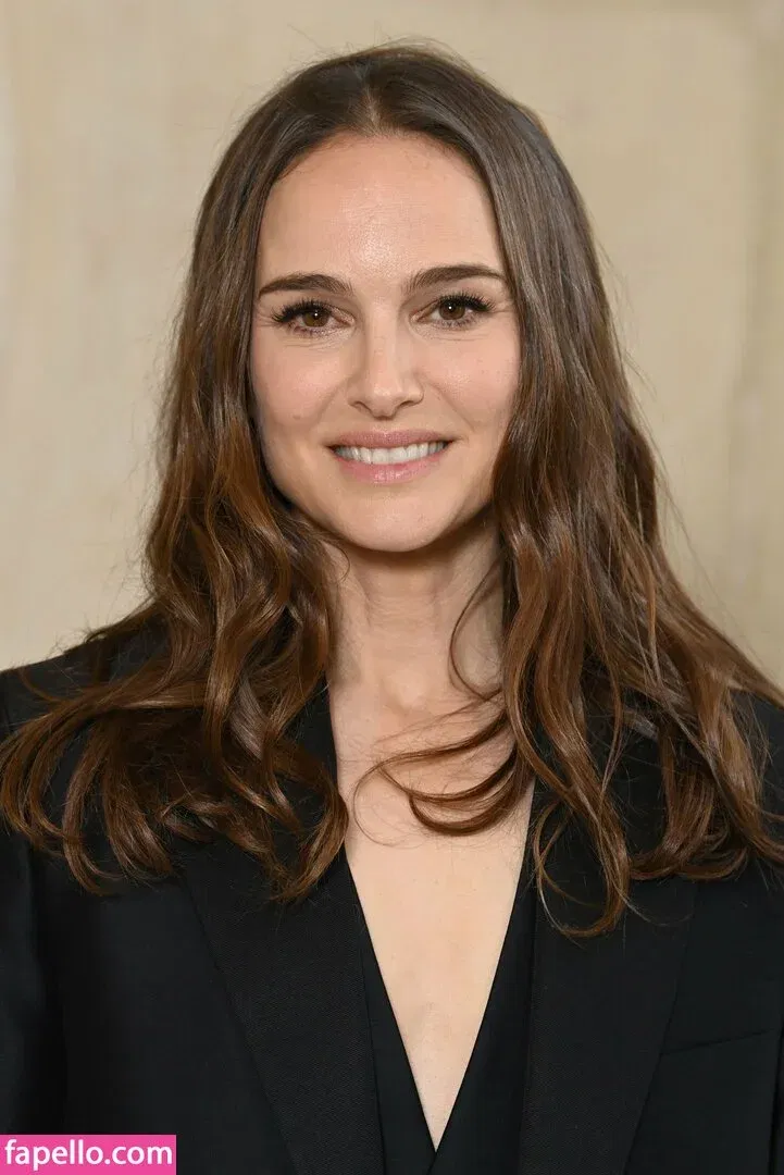 Natalie Portman Onlyfans Photo Gallery 