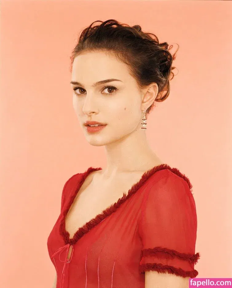 Natalie Portman Onlyfans Photo Gallery 