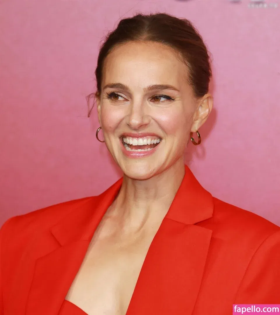 Natalie Portman Onlyfans Photo Gallery 