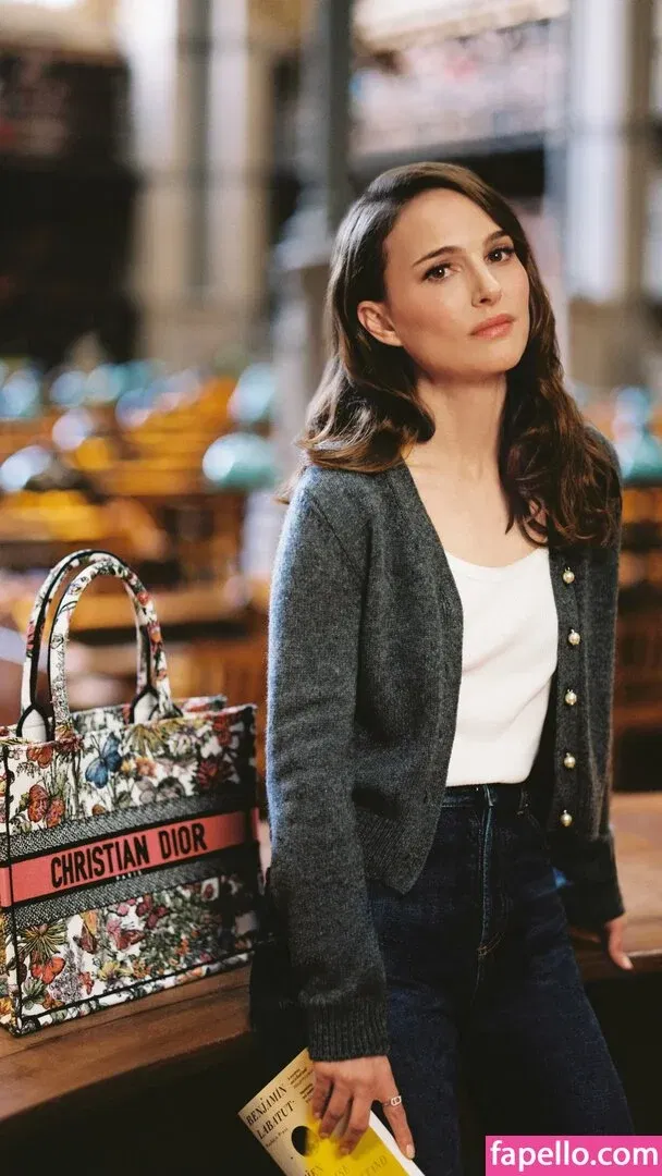 Natalie Portman Onlyfans Photo Gallery 