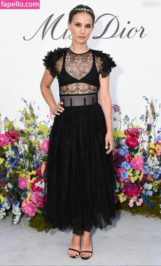 Natalie Portman Onlyfans Photo Gallery 