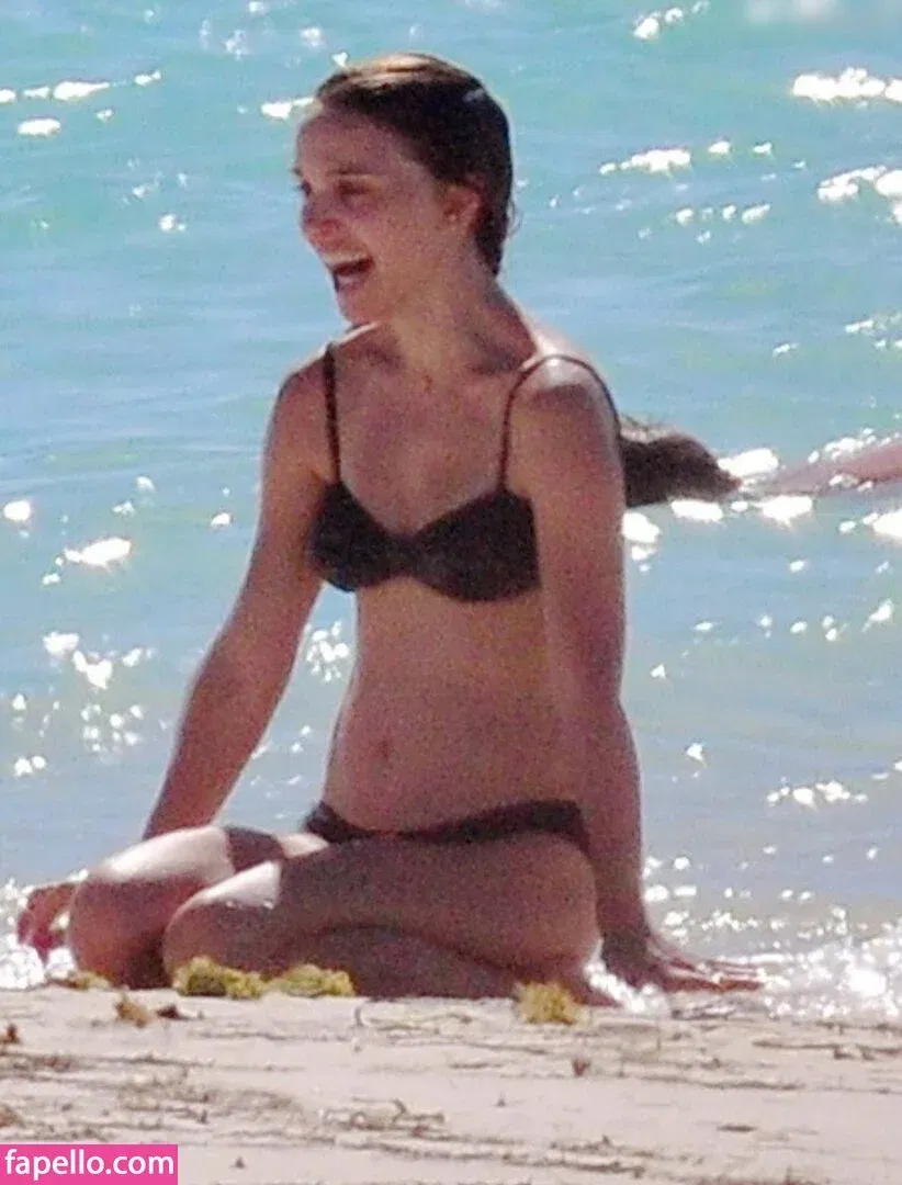 Natalie Portman Onlyfans Photo Gallery 