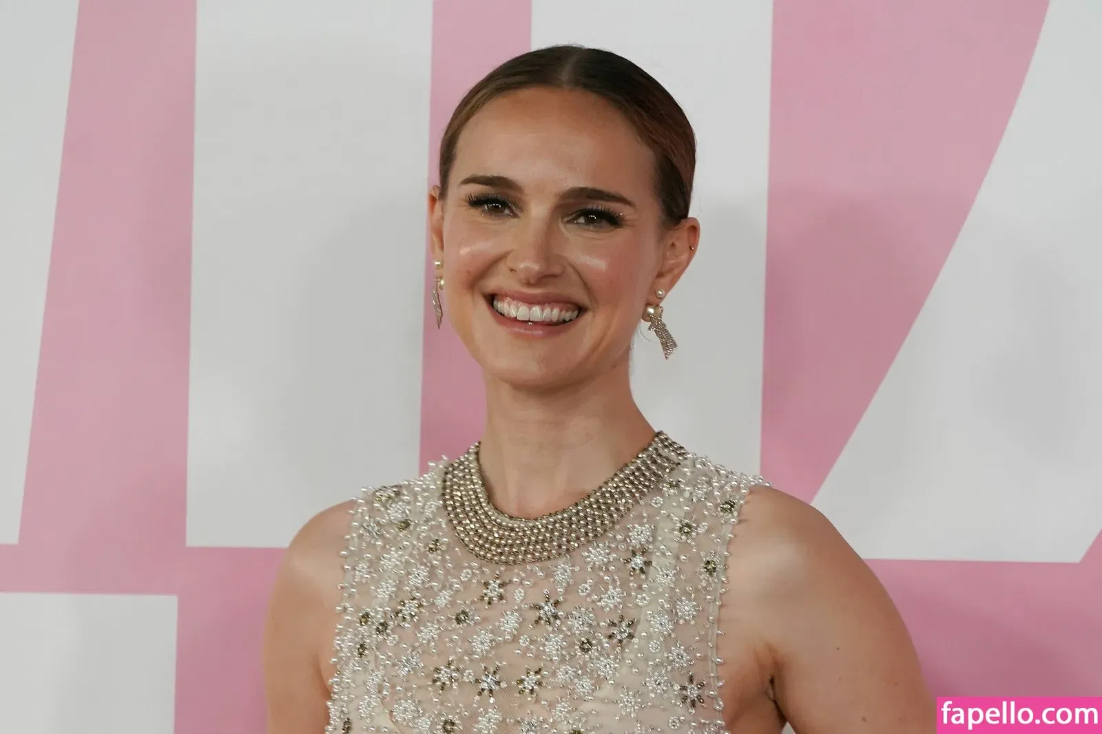 Natalie Portman Onlyfans Photo Gallery 