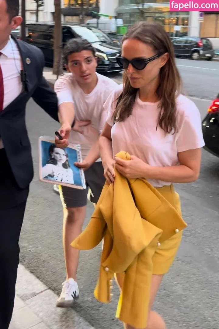 Natalie Portman Onlyfans Photo Gallery 