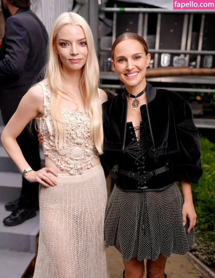 Natalie Portman Onlyfans Photo Gallery 