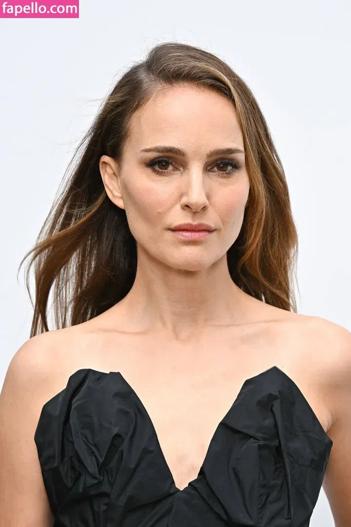 Natalie Portman Onlyfans Photo Gallery 