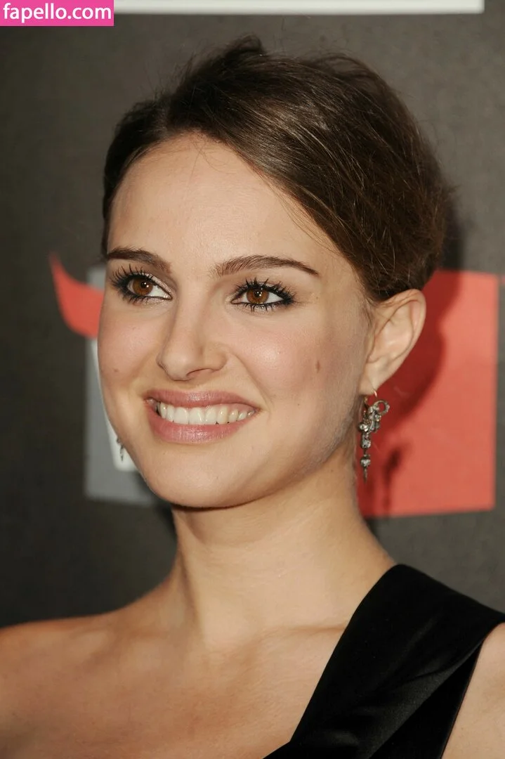 Natalie Portman Onlyfans Photo Gallery 