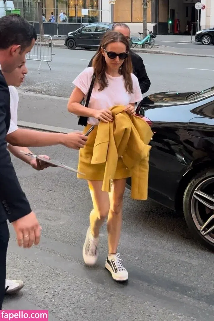 Natalie Portman Onlyfans Photo Gallery 