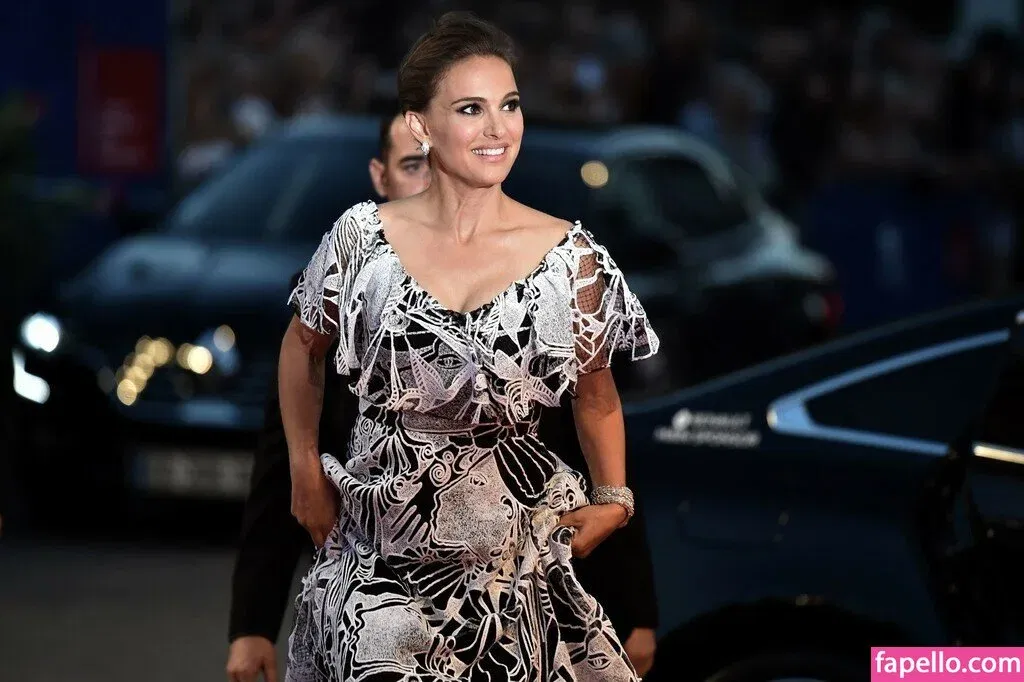 Natalie Portman Onlyfans Photo Gallery 