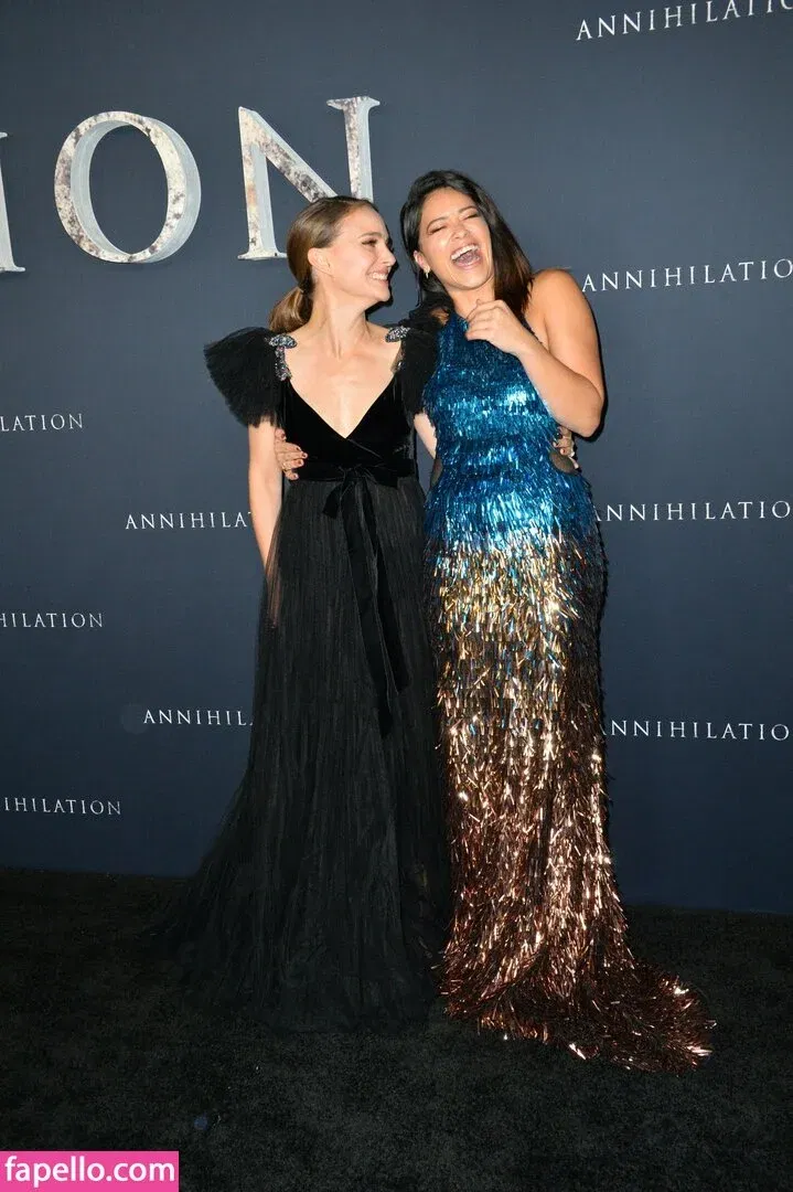 Natalie Portman Onlyfans Photo Gallery 