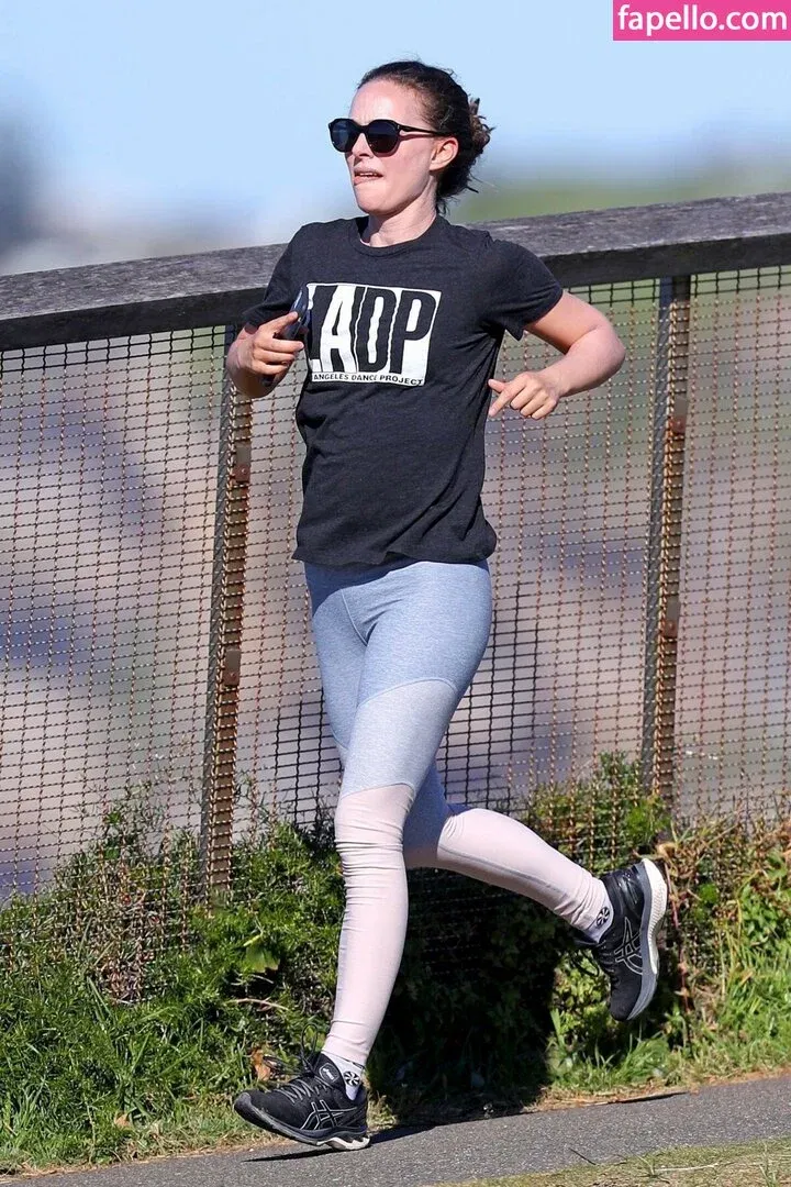 Natalie Portman Onlyfans Photo Gallery 