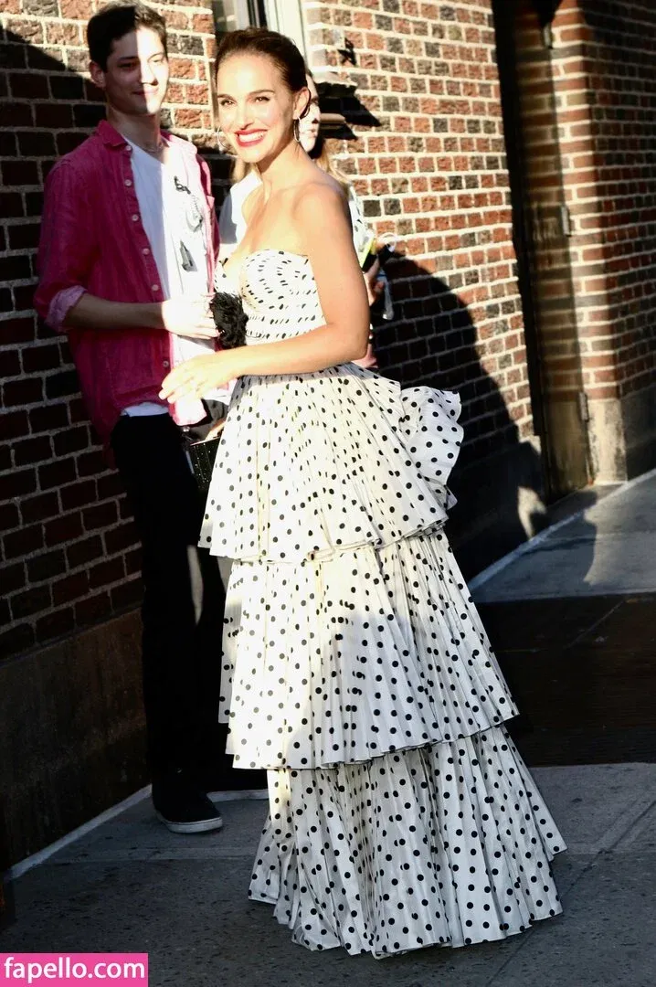 Natalie Portman Onlyfans Photo Gallery 