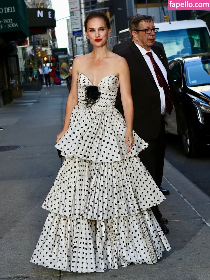 Natalie Portman Onlyfans Photo Gallery 