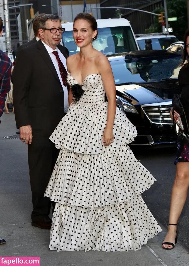 Natalie Portman Onlyfans Photo Gallery 