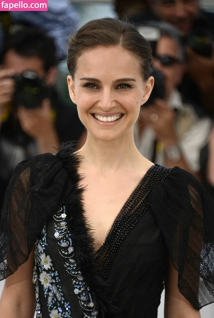 Natalie Portman Onlyfans Photo Gallery 