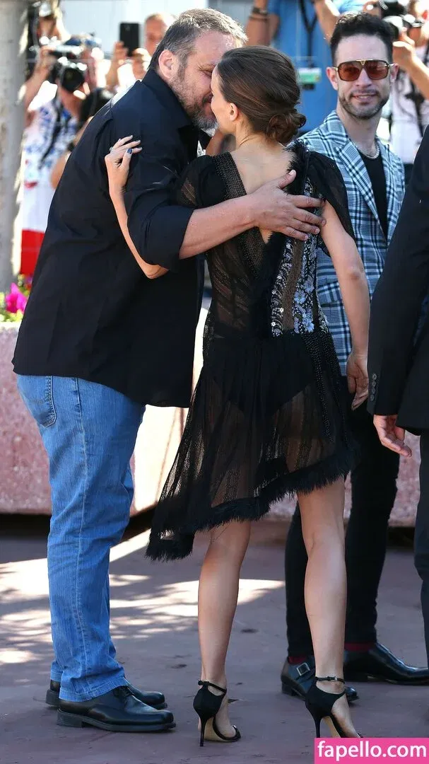 Natalie Portman Onlyfans Photo Gallery 