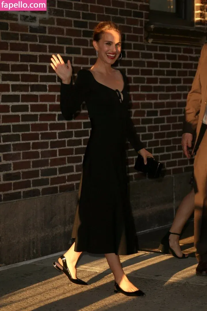 Natalie Portman Onlyfans Photo Gallery 