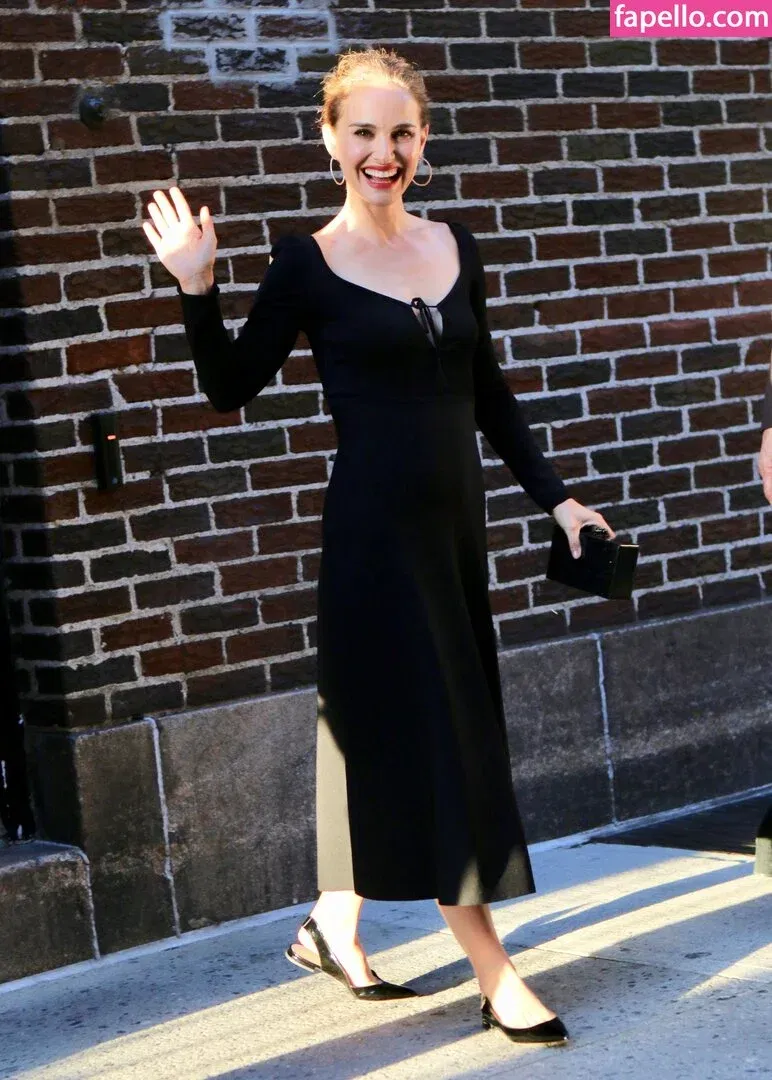 Natalie Portman Onlyfans Photo Gallery 