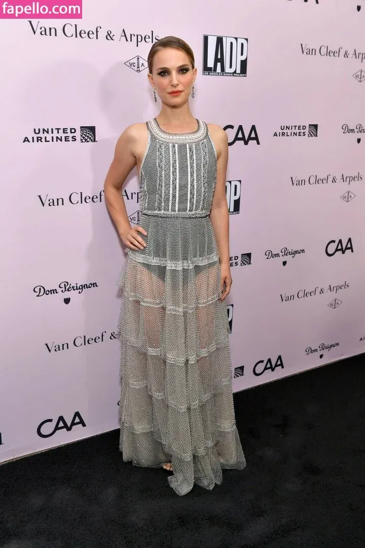 Natalie Portman Onlyfans Photo Gallery 