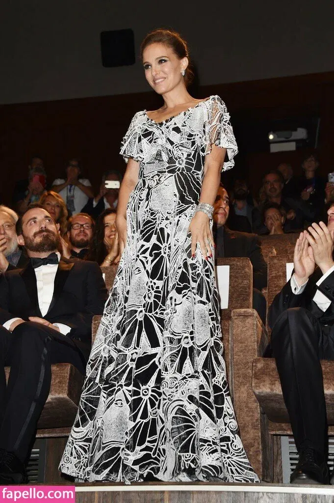 Natalie Portman Onlyfans Photo Gallery 