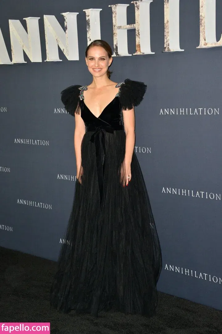 Natalie Portman Onlyfans Photo Gallery 