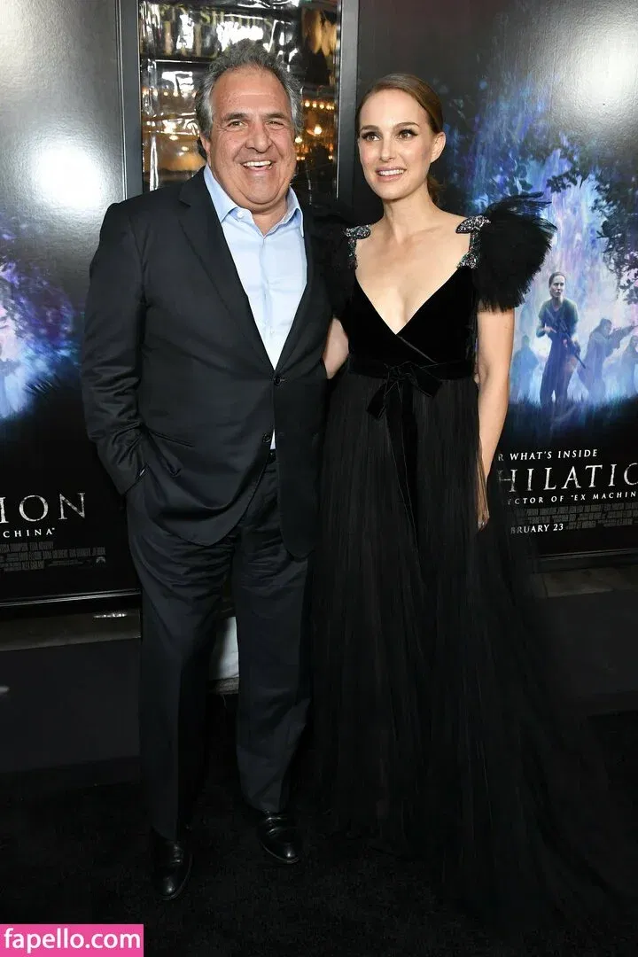 Natalie Portman Onlyfans Photo Gallery 