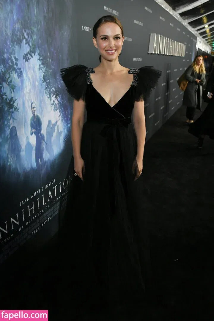 Natalie Portman Onlyfans Photo Gallery 