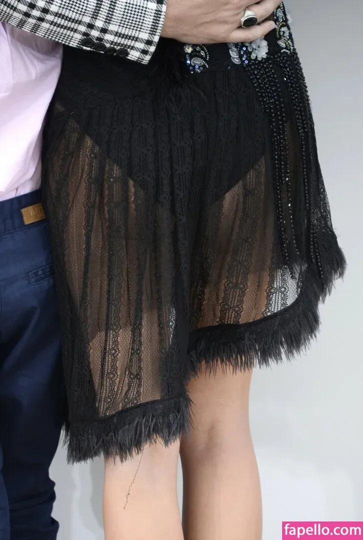 Natalie Portman Onlyfans Photo Gallery 