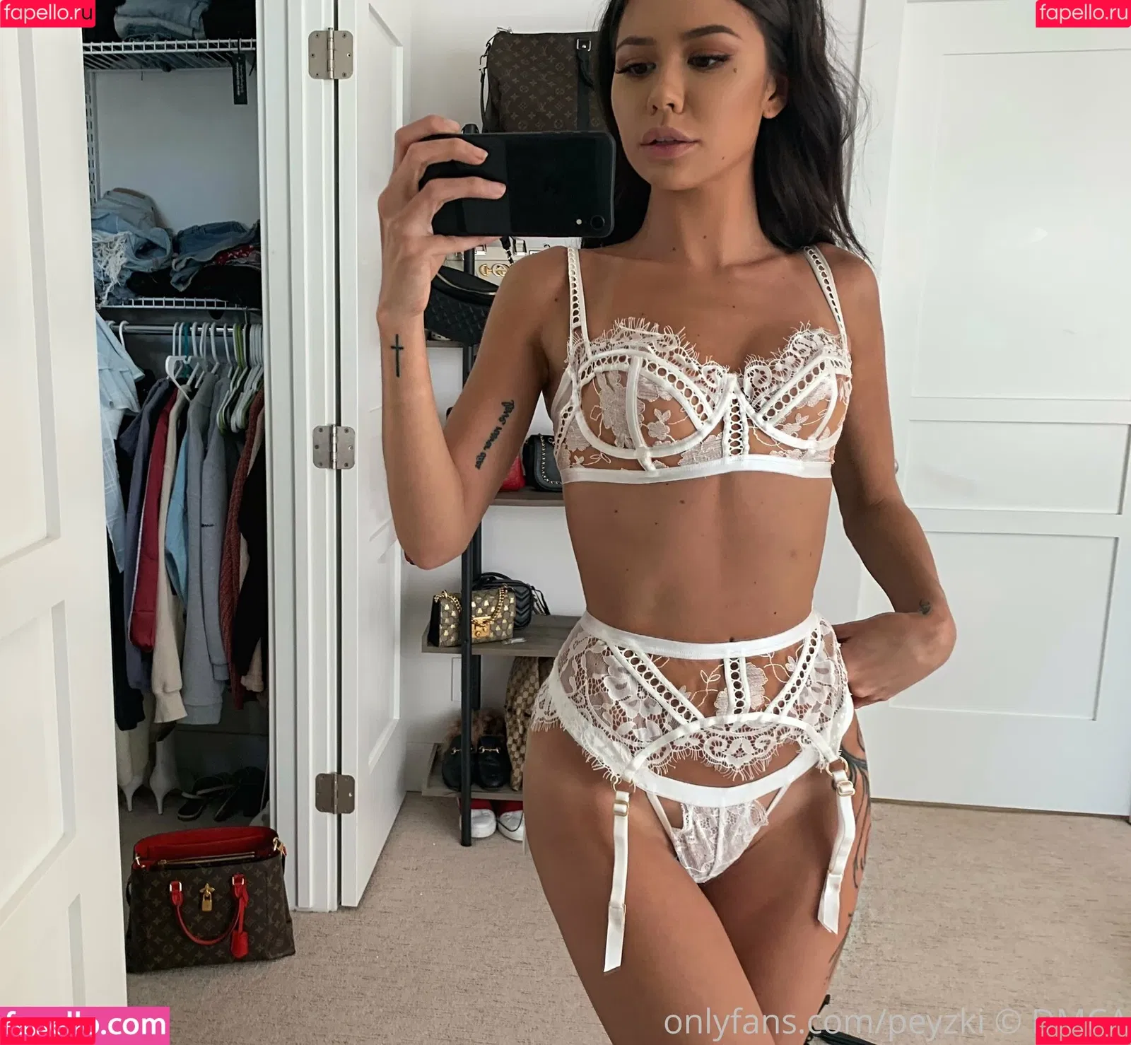 Peyzki Onlyfans Photo Gallery 