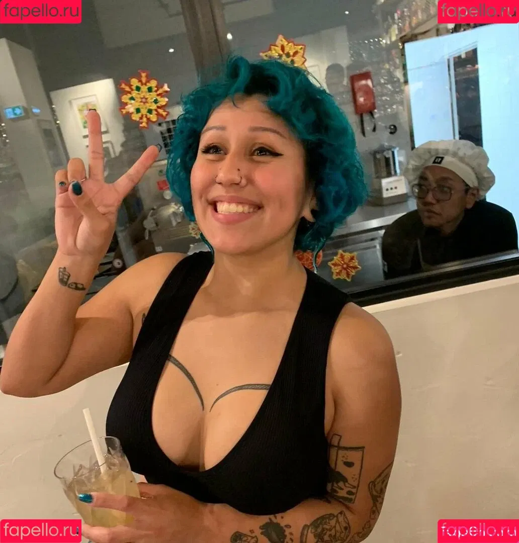 venusontheflipside Onlyfans Photo Gallery 