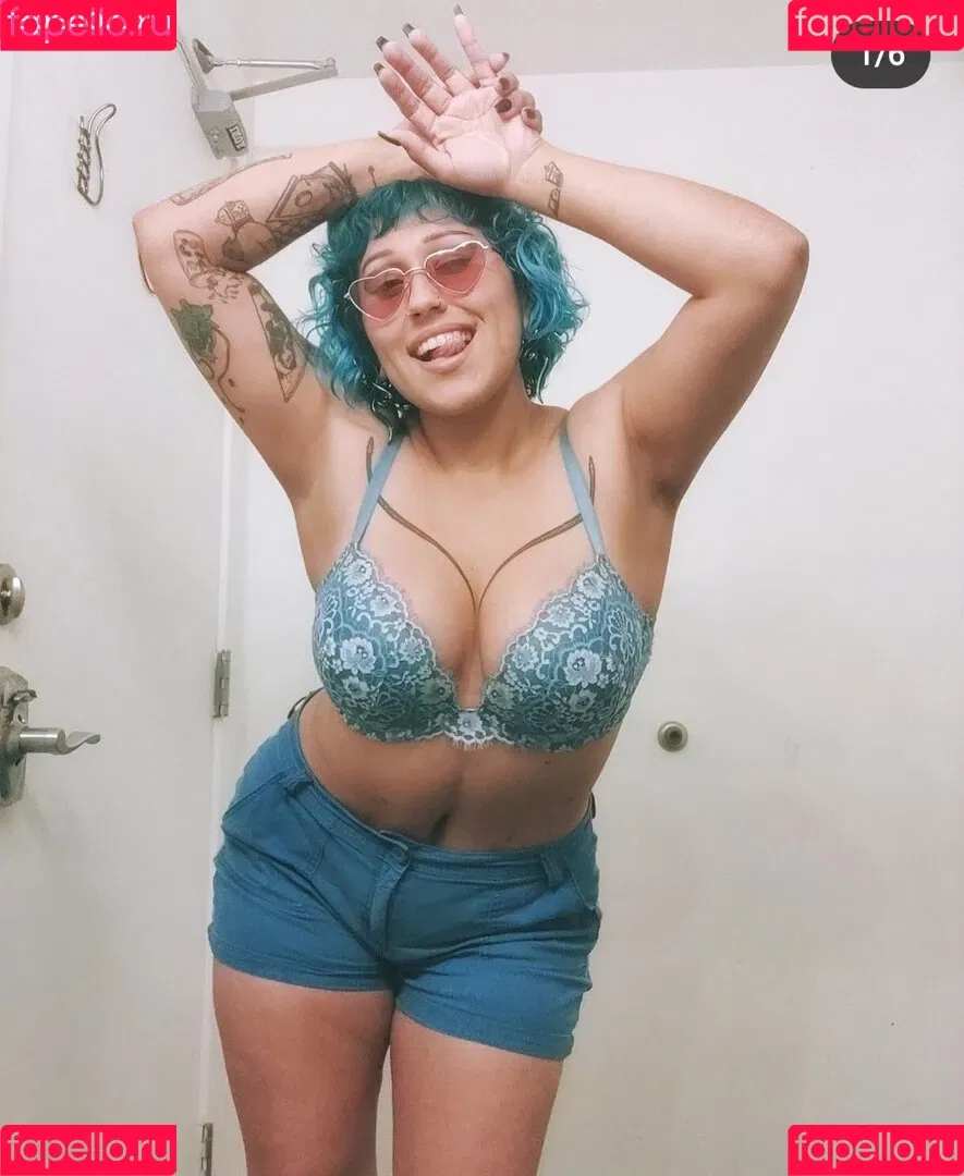 venusontheflipside Onlyfans Photo Gallery 