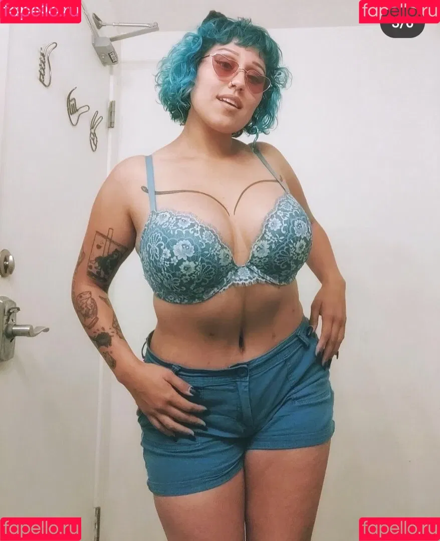 venusontheflipside Onlyfans Photo Gallery 