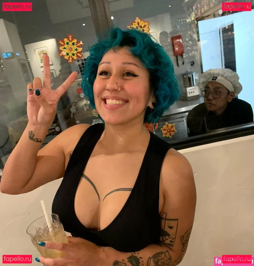 venusontheflipside Onlyfans Photo Gallery 