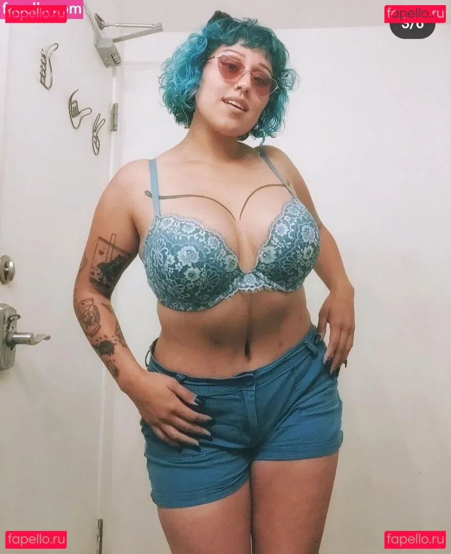 venusontheflipside Onlyfans Photo Gallery 