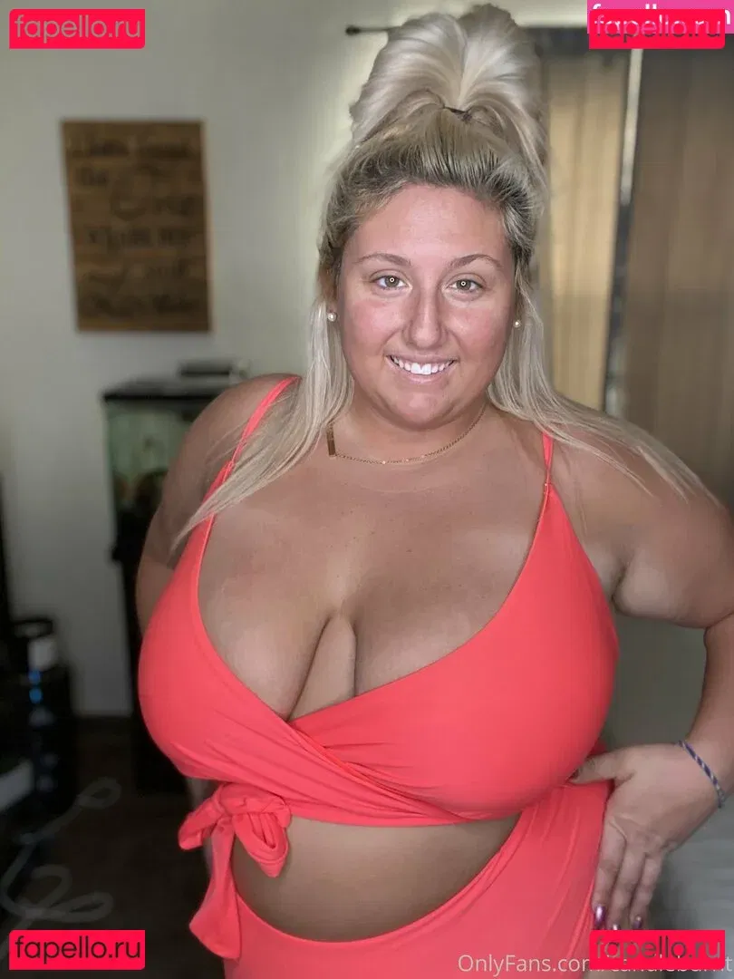 Lauren Lincoln Onlyfans Photo Gallery 